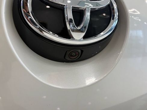 Used 2020 Toyota Corolla SE FWD image 43