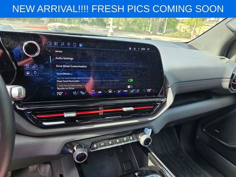 Used 2025 Chevrolet Silverado EV RST image 12