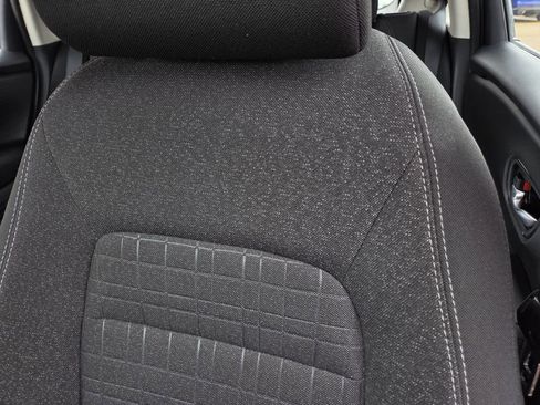 Used 2025 Honda HR-V LX image 16