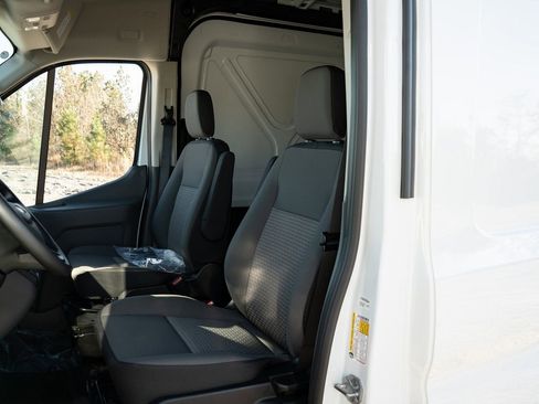 New 2026 Ford Transit 250 148 Medium Roof Extended AWD image 14