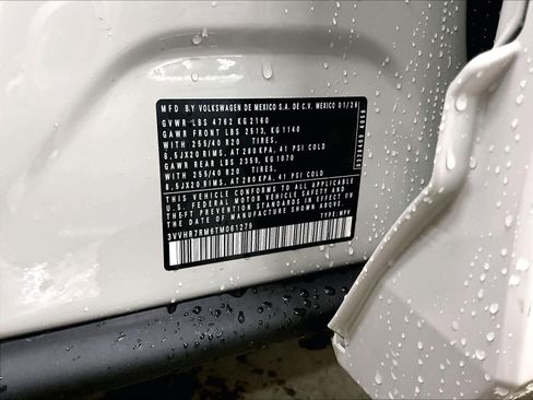 New 2026 Volkswagen Tiguan SE R-Line image 37