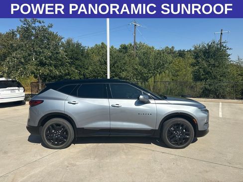 Used 2023 Chevrolet Blazer RS w/ Driver Confidence II Package FWD image 4