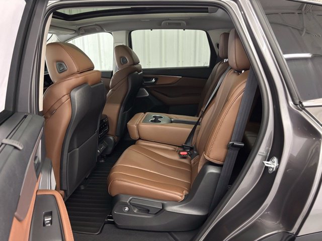 Certified 2026 Acura MDX w/ Technology Package FWD image 16
