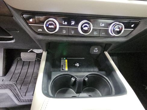 Used 2024 Honda HR-V EX-L image 18