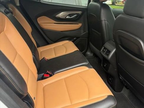 Used 2018 GMC Terrain SLT w/ Preferred Package FWD image 4