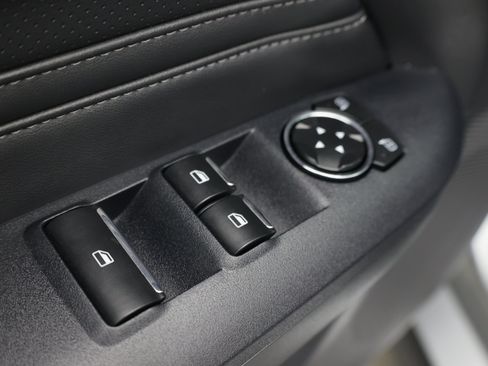 Used 2025 Ford Mustang Premium RWD image 21