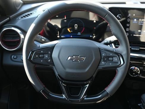 New 2026 Chevrolet Trax RS w/ Sunroof Package image 14