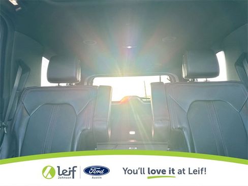 Used 2023 Ford Expedition Limited image 30