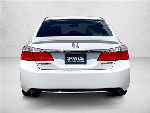 Used 2015 Honda Accord Sport image 4