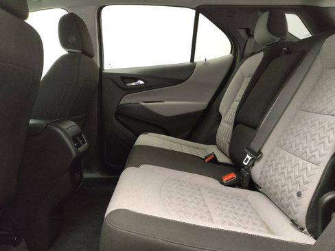 Used 2024 Chevrolet Equinox LT FWD image 18