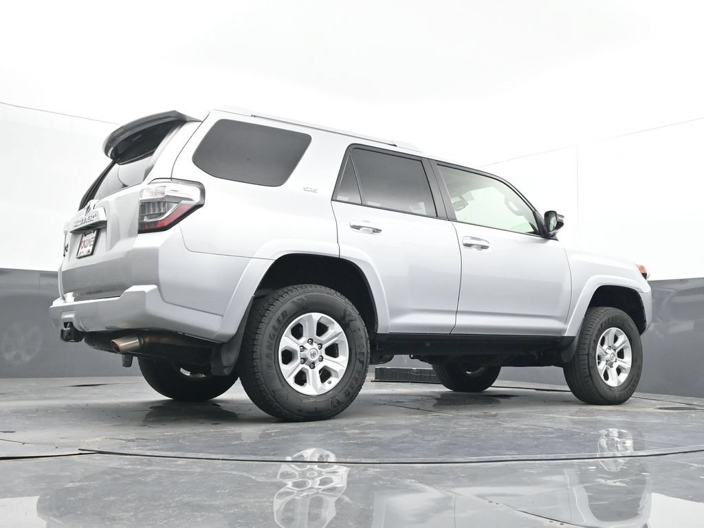 Used 2016 Toyota 4Runner SR5 Premium AWD/4WD image 22