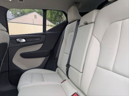 New 2026 Volvo XC40 B5 Plus w/ Protection Package Premier AWD/4WD image 12