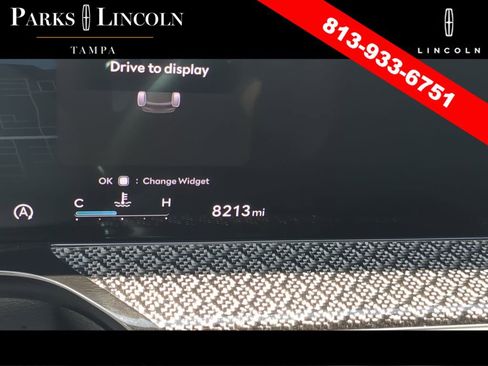 Used 2025 Genesis GV80 3.5T e-SC AWD/4WD image 33