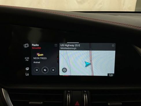 Used 2025 Alfa Romeo Giulia AWD image 18