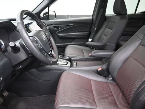 Used 2023 Honda Ridgeline Black Edition image 17