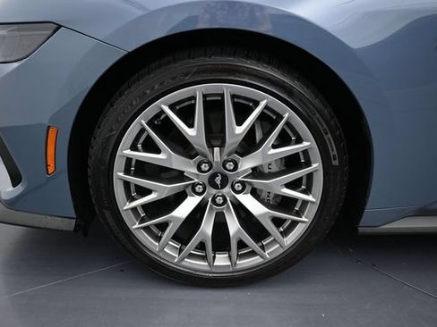 Certified 2025 Ford Mustang GT Premium RWD image 10