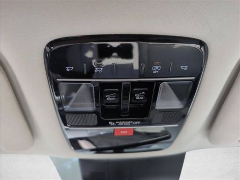 Certified 2025 Hyundai Santa Fe Calligraphy AWD/4WD image 18