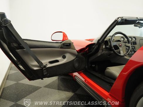 Used 1993 Dodge Viper RT/10 image 36