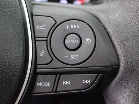 Used 2023 Toyota RAV4 XLE w/ Convenience Package image 14