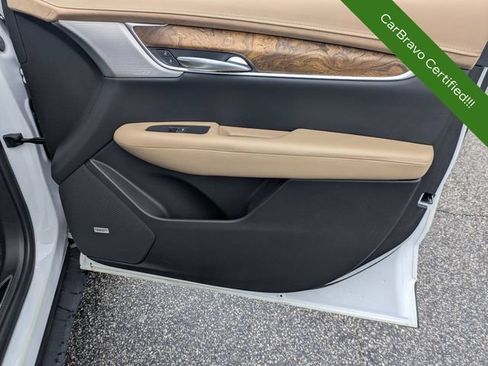 Used 2023 Cadillac XT5 Sportv w/ Platinum Package AWD/4WD image 42