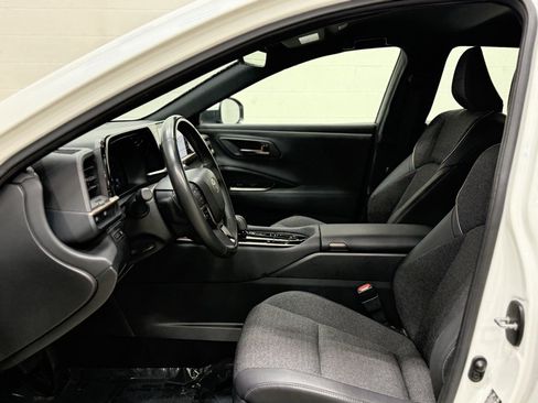 Used 2024 Toyota Crown XLE image 13