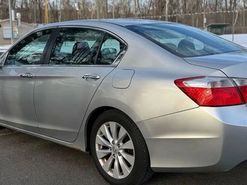 Used 2014 Honda Accord EX image 3