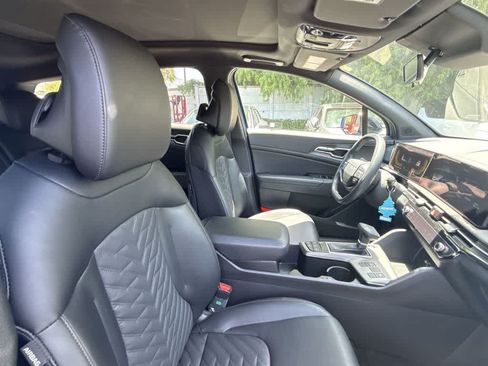 Certified 2026 Kia Sportage X-Line w/ X-Line Premium Package AWD/4WD image 12