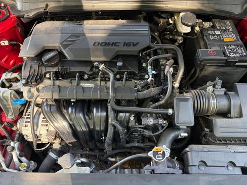Used 2025 Kia K4 FWD image 31