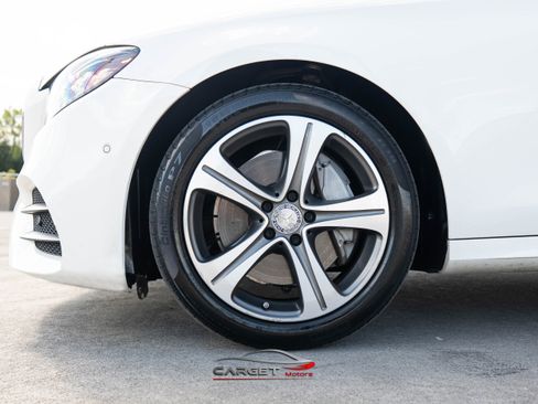 Used 2017 Mercedes-Benz E 300 4MATIC image 9