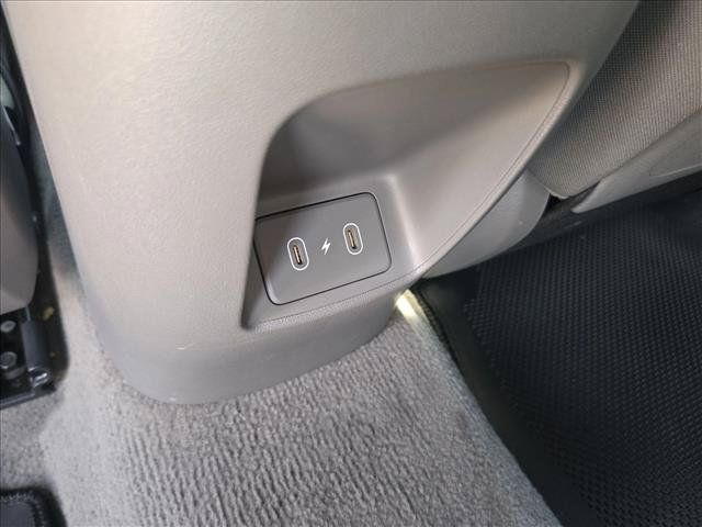 Used 2024 Hyundai Elantra SEL w/ Convenience Package FWD image 17