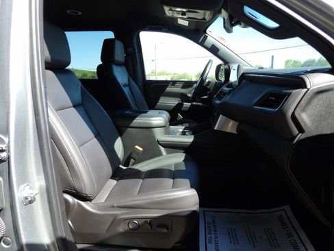 Used 2024 Chevrolet Tahoe LT AWD/4WD image 16