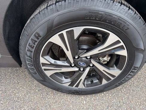 Used 2024 Subaru Crosstrek 2.0i Premium image 11