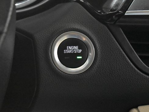 Used 2020 Buick Envision Preferred AWD/4WD image 16