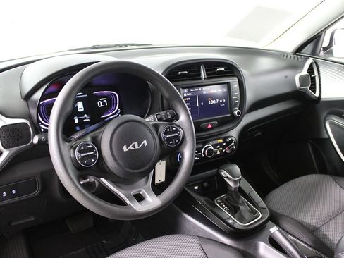 Used 2024 Kia Soul LX w/ Option Group 015 image 27