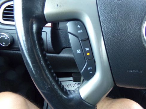 Used 2014 GMC Yukon XL SLT image 64