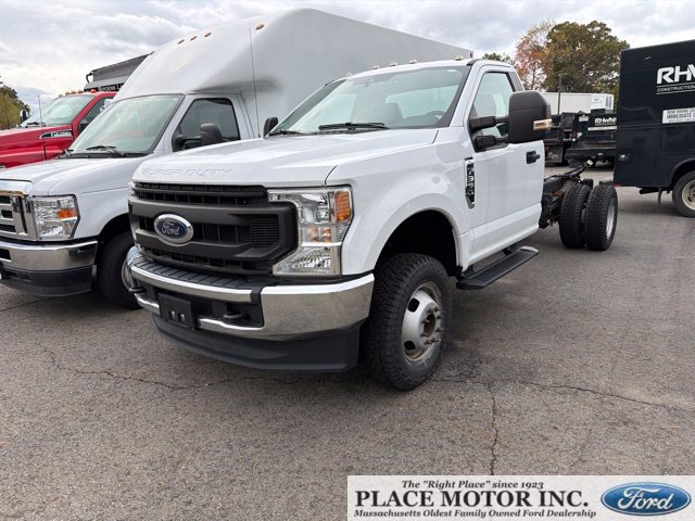 Used 2021 Ford F350 XL w/ Power Equipment Group AWD/4WD image 1