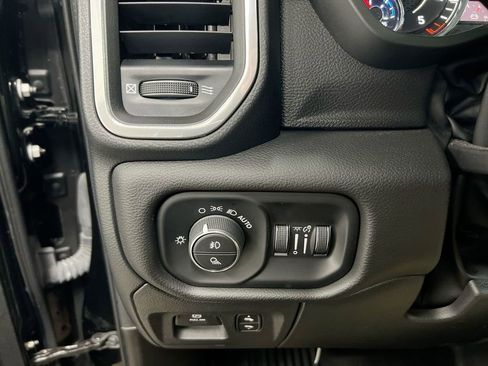 Used 2023 RAM 1500 Laramie image 19