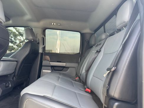 Used 2021 Ford F150 Lariat w/ Equipment Group 501A Mid AWD/4WD image 17