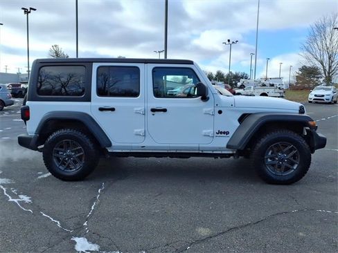 Certified 2024 Jeep Wrangler Sport S image 8