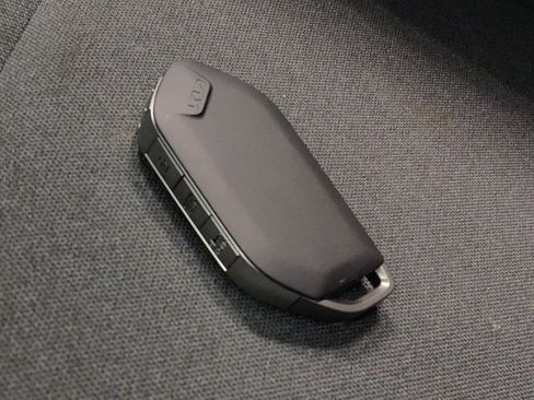 Used 2025 Kia K4 FWD image 32