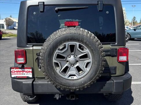 Used 2016 Jeep Wrangler Unlimited Rubicon w/ Dual Top Group image 7