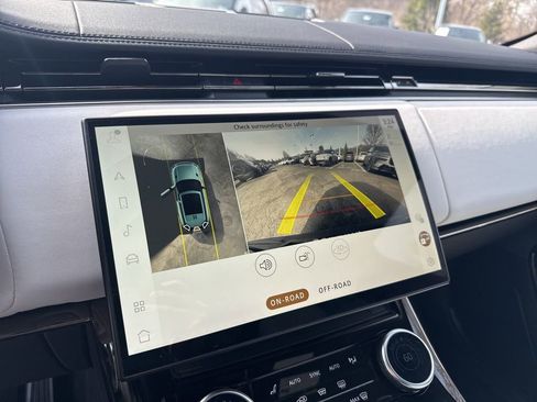 Used 2023 Land Rover Range Rover Sport SE Dynamic image 19