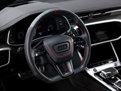 Used 2021 Audi RS 6 image 21