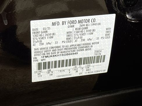Used 2025 Ford Explorer ST-Line w/ ST-Line Street Pack AWD/4WD image 27