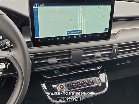 New 2026 Lincoln Corsair Premiere image 15