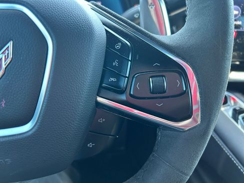 Used 2020 Chevrolet Corvette Stingray Preferred Cpe w/ 2LT Preferred Equipment Group RWD image 21