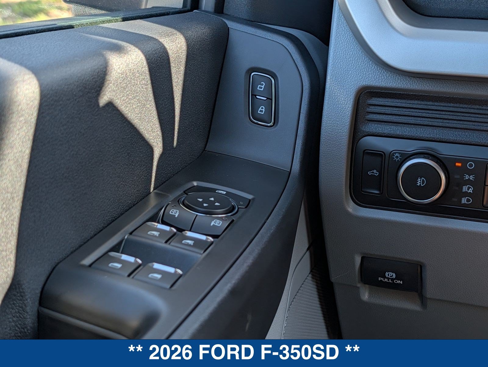 New 2026 Ford F350 XL w/ 360-Degree Camera Package AWD/4WD image 27