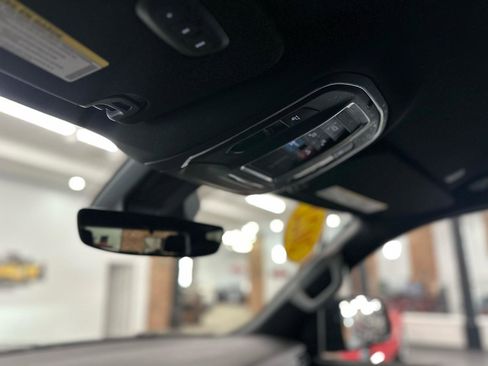 Used 2022 Jeep Wagoneer Series II image 32