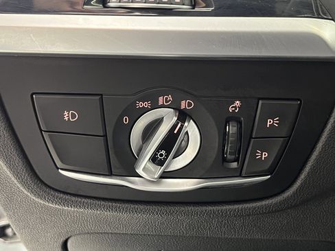 Used 2018 BMW X3 xDrive30i w/ Convenience Package image 21