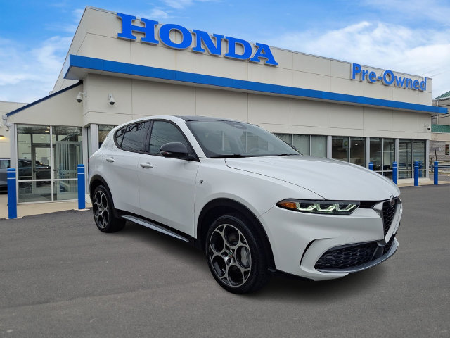 Used 2024 Alfa Romeo Tonale Ti AWD/4WD image 3
